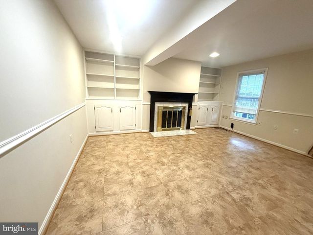 10313 LATNEY RD, Fairfax, VA 22032