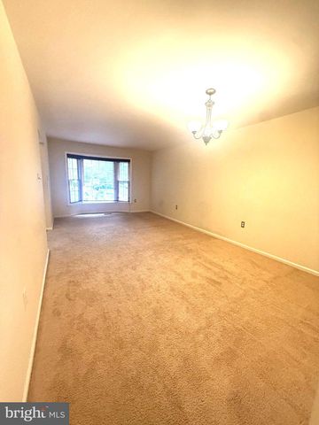 10313 LATNEY RD, Fairfax, VA 22032