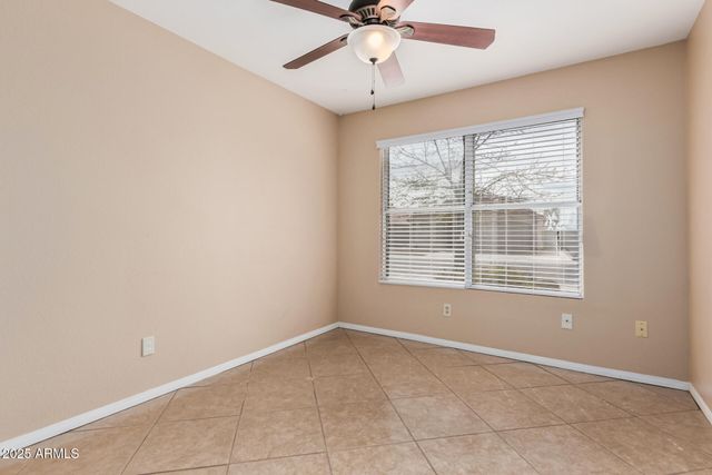 7568 W KERRY Lane, Glendale, AZ 85308