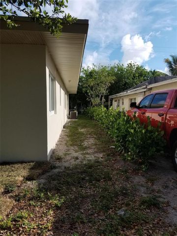 5171 Eadie Place 5171 & 5177, West Palm Beach, FL 33407