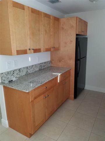 5171 Eadie Place 5171 & 5177, West Palm Beach, FL 33407