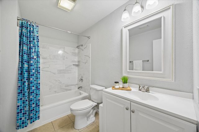 2277 S Kirkwood Road 1116, Houston, TX 77077