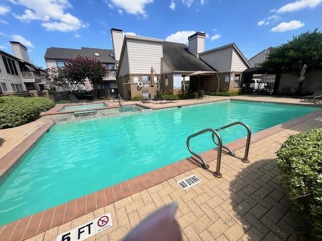 2277 S Kirkwood Road 1116, Houston, TX 77077