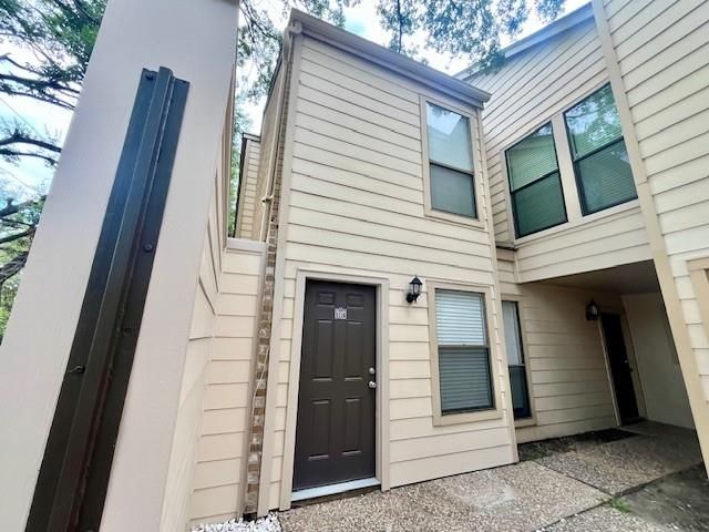2277 S Kirkwood Road 1116, Houston, TX 77077