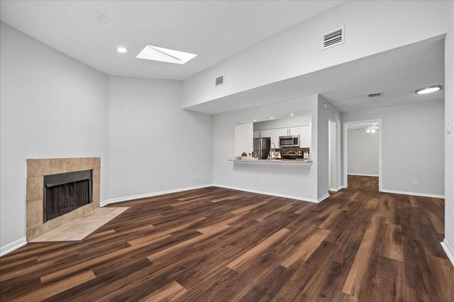 2277 S Kirkwood Road 1116, Houston, TX 77077