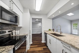 2277 S Kirkwood Road 1116, Houston, TX 77077