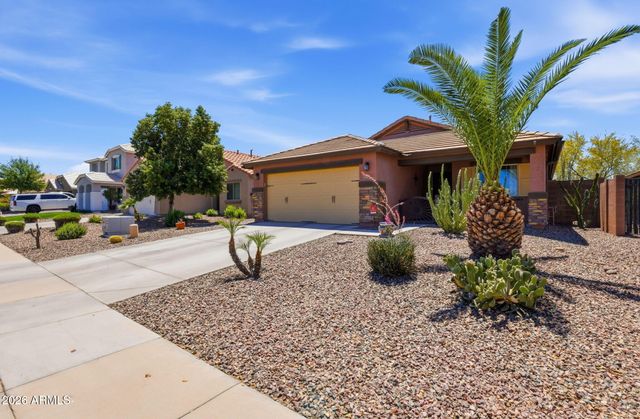 2215 E HAZELTINE Way, Gilbert, AZ 85298