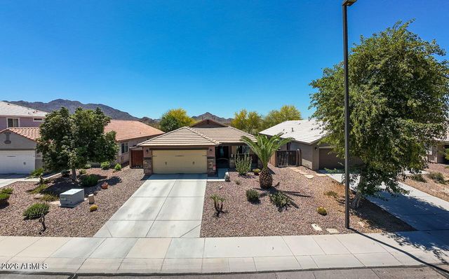 2215 E HAZELTINE Way, Gilbert, AZ 85298