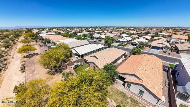 2215 E HAZELTINE Way, Gilbert, AZ 85298