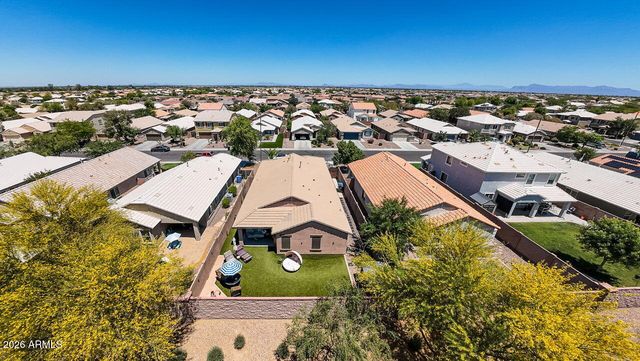 2215 E HAZELTINE Way, Gilbert, AZ 85298
