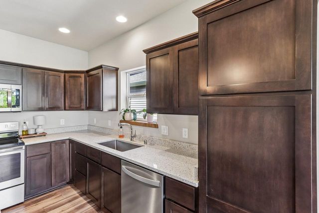 9716 Sweet Autumn Drive, Verona, WI 53593