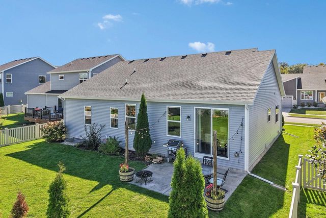 9716 Sweet Autumn Drive, Verona, WI 53593