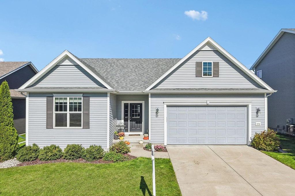 9716 Sweet Autumn Drive, Verona, WI 53593