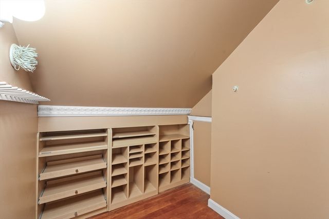 8 Waitt Ave, Lynn, MA 01902