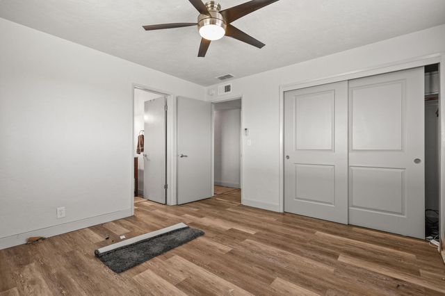 13497 Old Oregon Trail, Redding, CA 96003