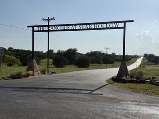 706 Rory Crossing, Lipan, TX 76462