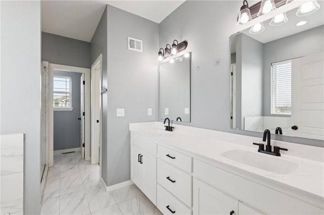 2313 Burris Drive, Harrisonville, MO 64701