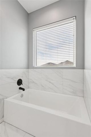 2313 Burris Drive, Harrisonville, MO 64701