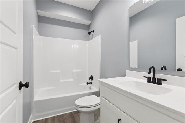 2313 Burris Drive, Harrisonville, MO 64701