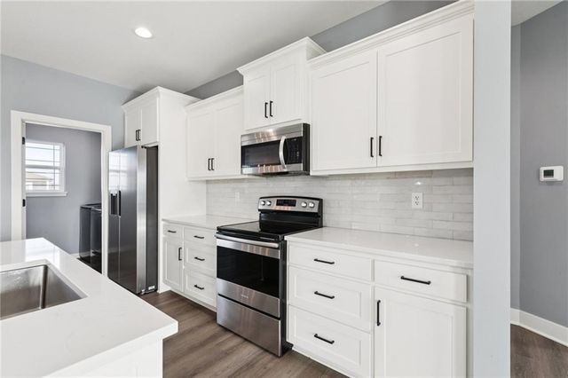 2313 Burris Drive, Harrisonville, MO 64701