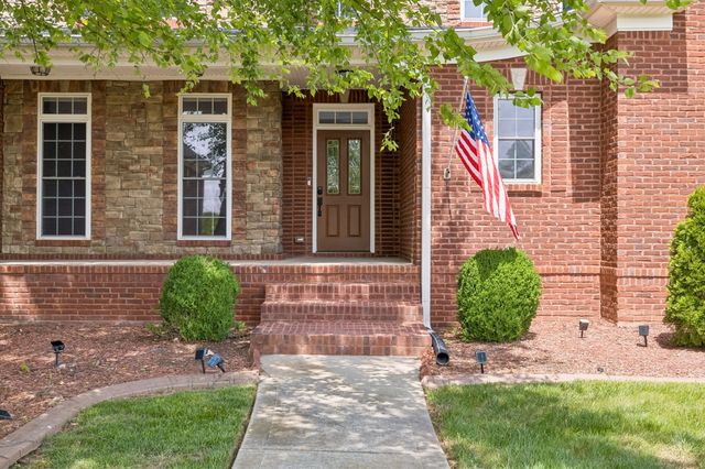 2440 Settlers Trce, Clarksville, TN 37043