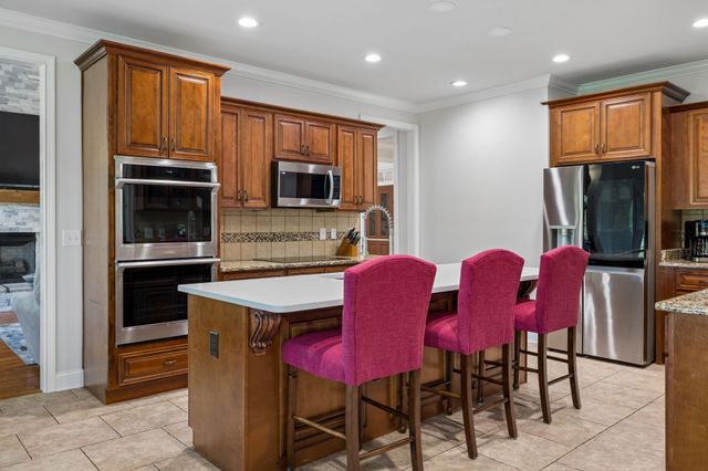 2440 Settlers Trce, Clarksville, TN 37043