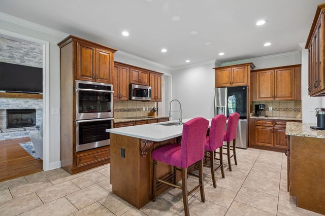 2440 Settlers Trce, Clarksville, TN 37043