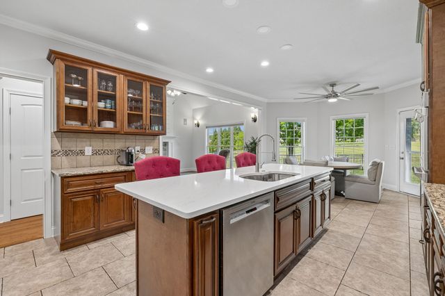 2440 Settlers Trce, Clarksville, TN 37043