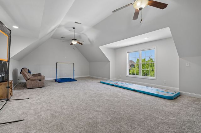 2440 Settlers Trce, Clarksville, TN 37043