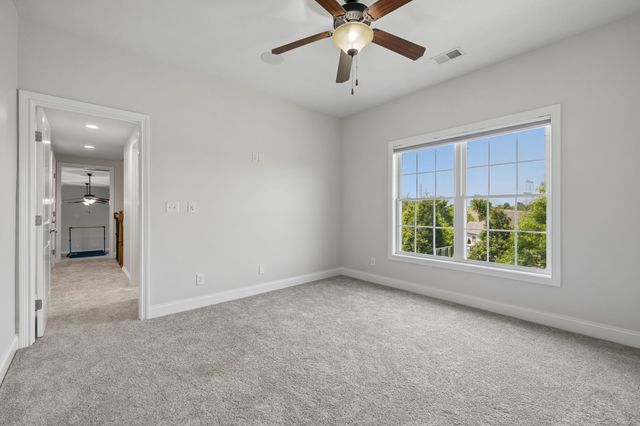 2440 Settlers Trce, Clarksville, TN 37043