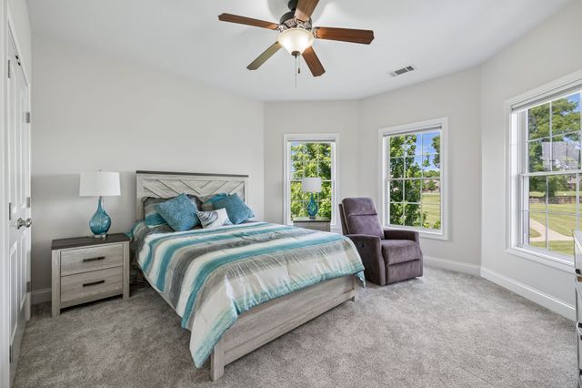 2440 Settlers Trce, Clarksville, TN 37043