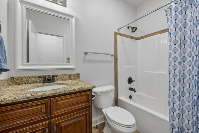2440 Settlers Trce, Clarksville, TN 37043