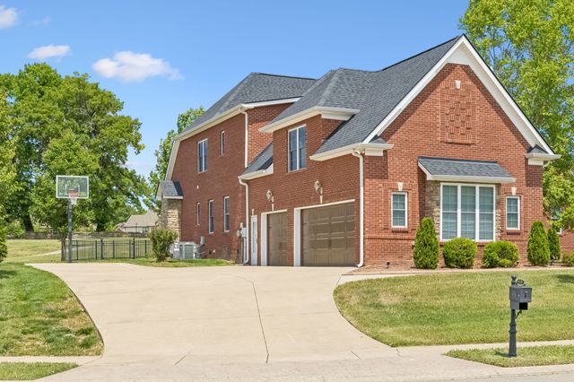 2440 Settlers Trce, Clarksville, TN 37043