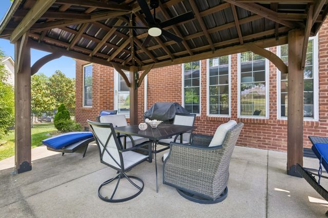 2440 Settlers Trce, Clarksville, TN 37043