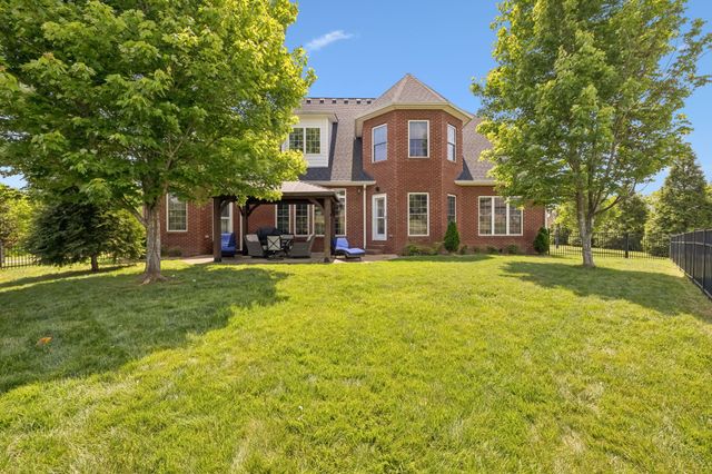2440 Settlers Trce, Clarksville, TN 37043