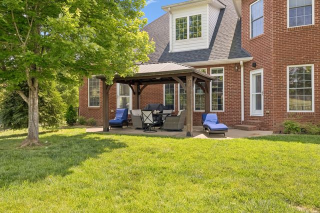 2440 Settlers Trce, Clarksville, TN 37043