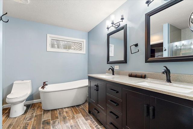 1701 J W Way, Royalton Twp, MI 49085