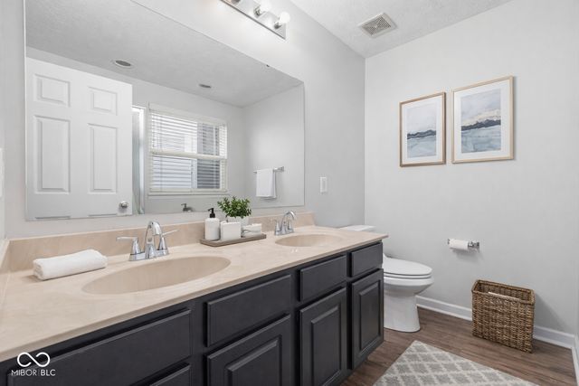 3431 Ashgrove Drive, Indianapolis, IN 46268