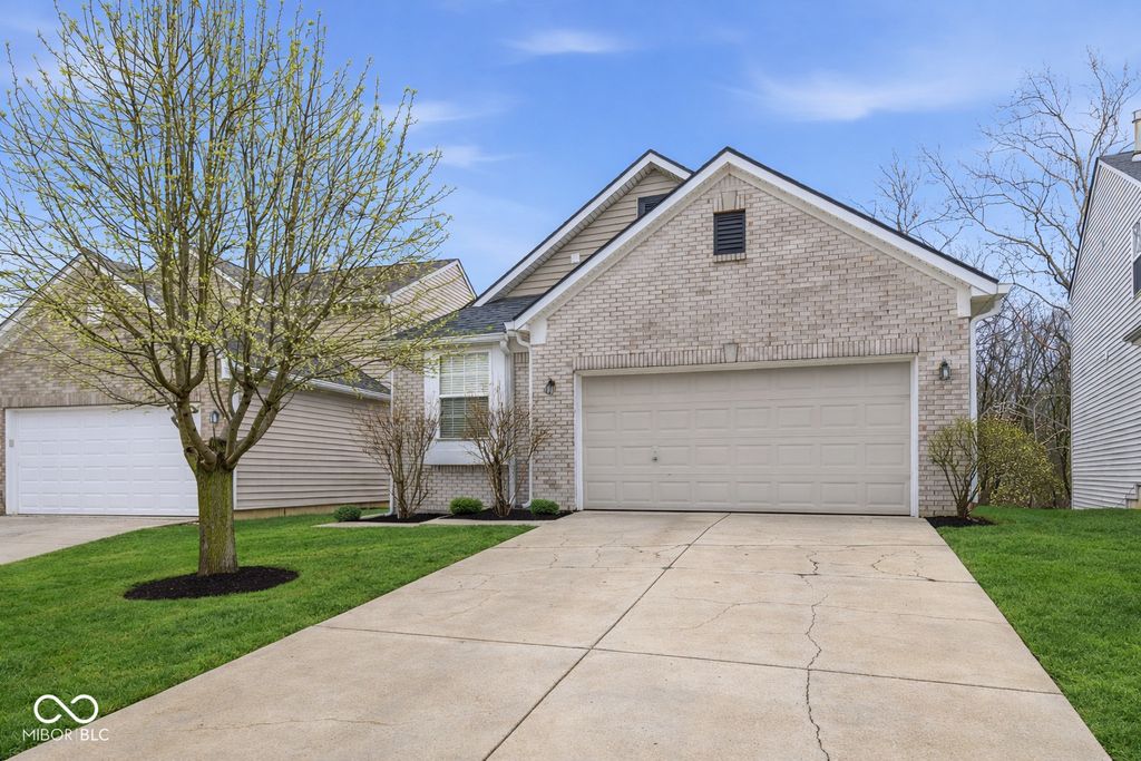 3431 Ashgrove Drive, Indianapolis, IN 46268