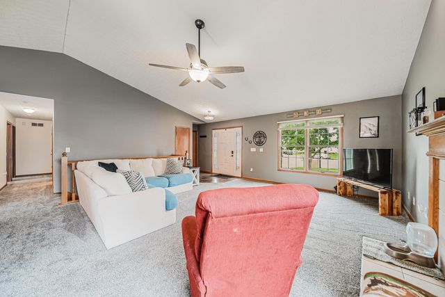 7393 Winchester Cathedral Court, Canal Winchester, OH 43110