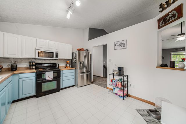 7393 Winchester Cathedral Court, Canal Winchester, OH 43110