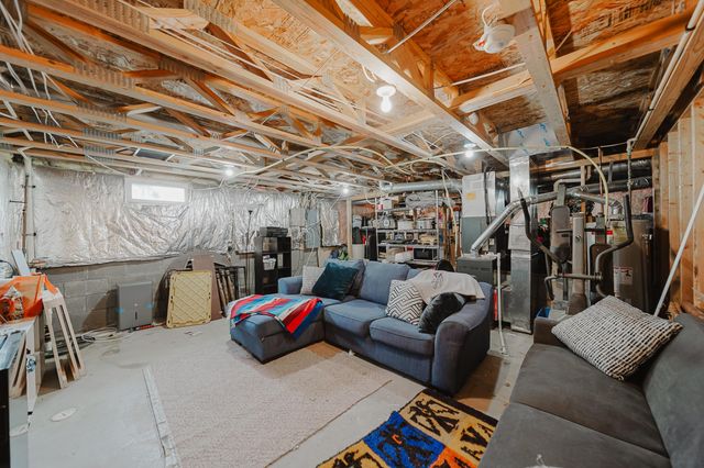 7393 Winchester Cathedral Court, Canal Winchester, OH 43110