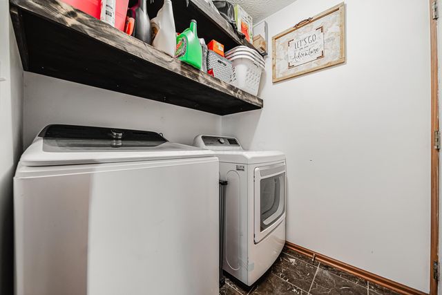7393 Winchester Cathedral Court, Canal Winchester, OH 43110