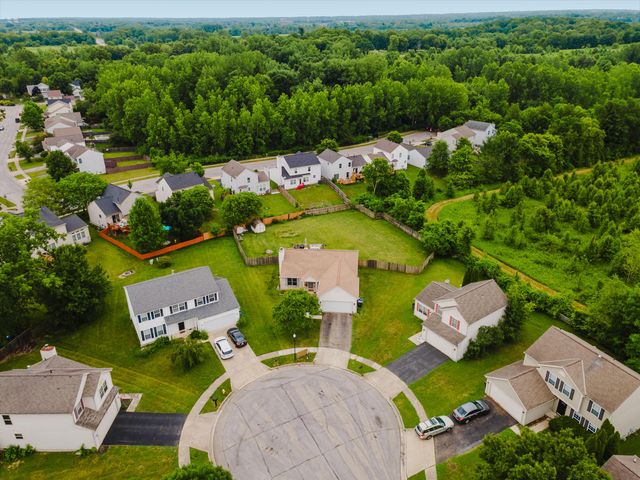 7393 Winchester Cathedral Court, Canal Winchester, OH 43110