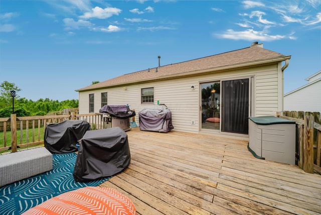 7393 Winchester Cathedral Court, Canal Winchester, OH 43110