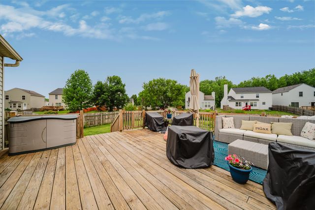 7393 Winchester Cathedral Court, Canal Winchester, OH 43110