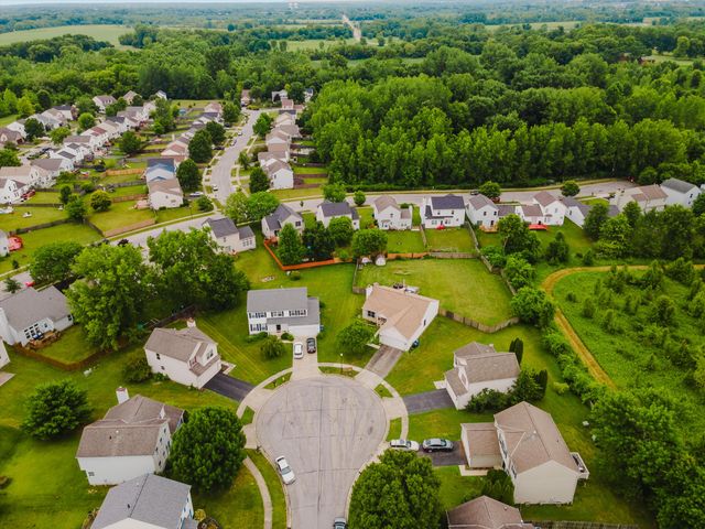 7393 Winchester Cathedral Court, Canal Winchester, OH 43110