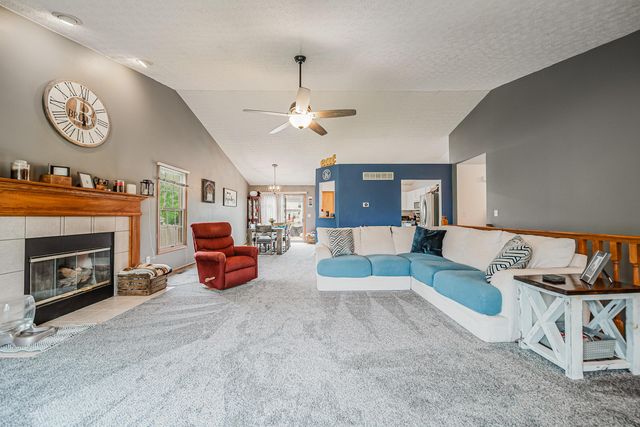 7393 Winchester Cathedral Court, Canal Winchester, OH 43110