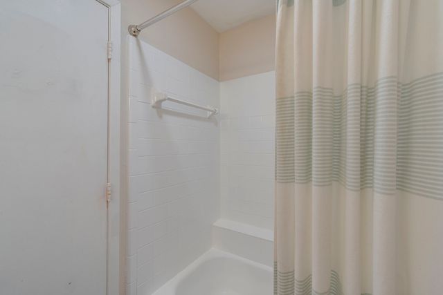 2405 Havenwood Drive, Arlington, TX 76018