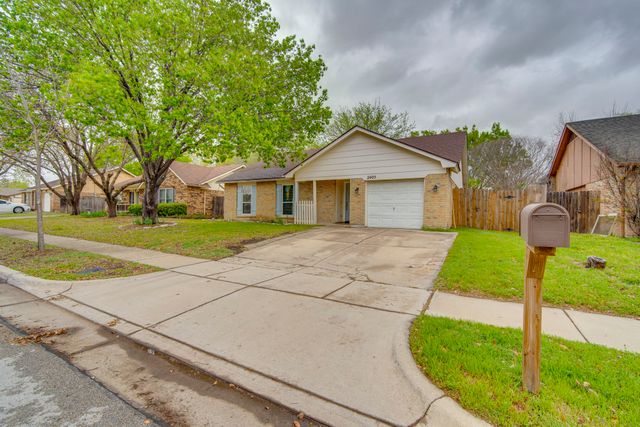 2405 Havenwood Drive, Arlington, TX 76018